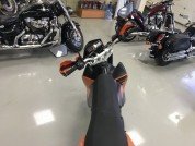 KTM 690 SM фото 5 KTM 690 SM фото 5