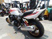 HONDA CB1300SF фото 4 HONDA CB1300SF фото 4