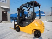 KOMATSU FB20A-12 фото 4 KOMATSU FB20A-12 фото 4
