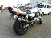 YAMAHA XJR1300 фото 3 YAMAHA XJR1300 фото 3