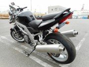 SUZUKI SV1000 фото 4 SUZUKI SV1000 фото 4