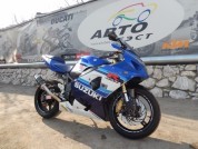 SUZUKI GSX-R600 фото 1 SUZUKI GSX-R600 фото 1