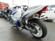 SUZUKI GSX-R750 фото 4 SUZUKI GSX-R750 фото 4