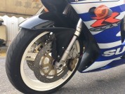 SUZUKI GSX-R750 фото 9 SUZUKI GSX-R750 фото 9