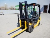 KOMATSU FG15T-21 фото 2 KOMATSU FG15T-21 фото 2