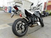 KTM 690 DUKE фото 3 KTM 690 DUKE фото 3