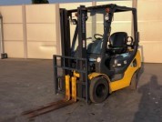 KOMATSU FG15T-21 фото 1 KOMATSU FG15T-21 фото 1