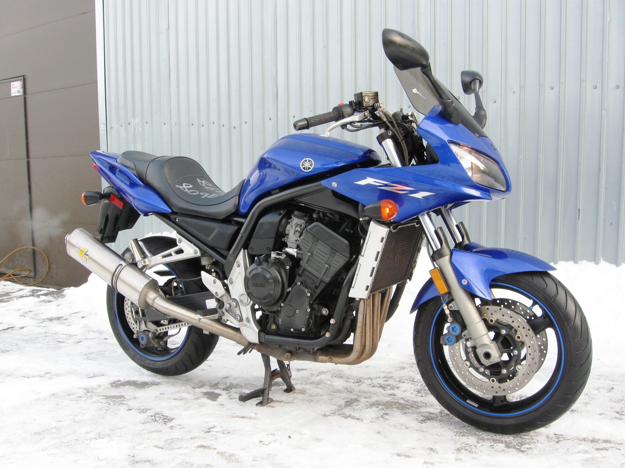 YAMAHA FZS1000