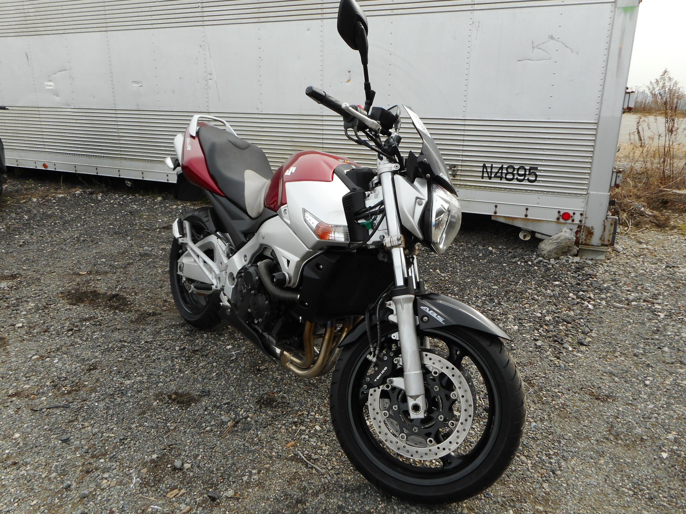 SUZUKI GSR400 ABS