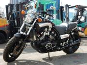 YAMAHA V-MAX