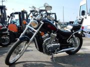 SUZUKI INTRUDER 400