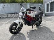 DUCATI MONSTER 696