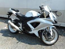 SUZUKI GSX-R600