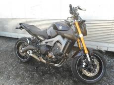 YAMAHA MT-09