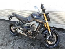 YAMAHA MT-09