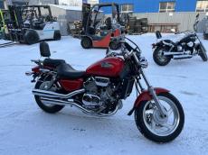 HONDA MAGNA 750