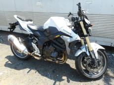 SUZUKI GSR750