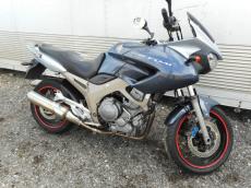 YAMAHA TDM900