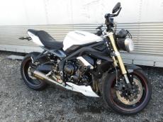 TRIUMPH STREET TRIPLE 85 ABS