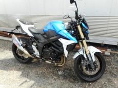 SUZUKI GSR750
