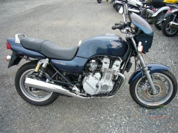 HONDA CB750