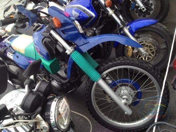 YAMAHA XT400 ARTESIA