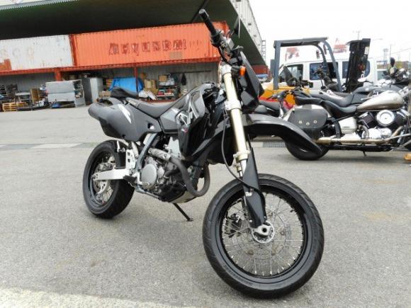 SUZUKI DR-Z400SM