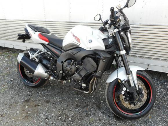 YAMAHA FZ1