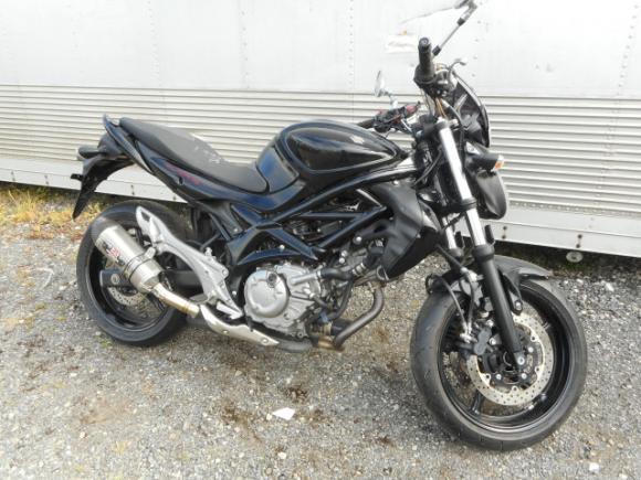 SUZUKI GLADIUS 650