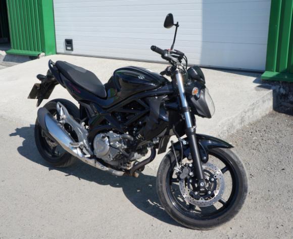 SUZUKI GLADIUS 650