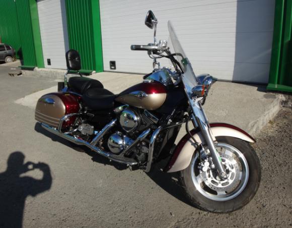 KAWASAKI VULCAN 1500 CLASSIC TOURER FI