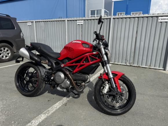 DUCATI MONSTER 796 ABS