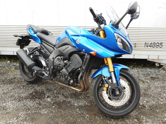 YAMAHA FZ8 S