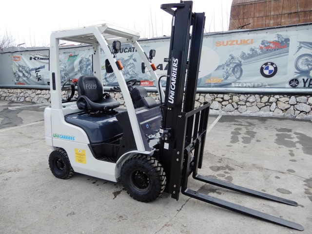 UNICARRIERS NP1F1A15D