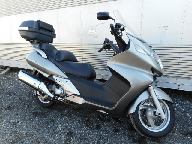 HONDA SILVER WING 600