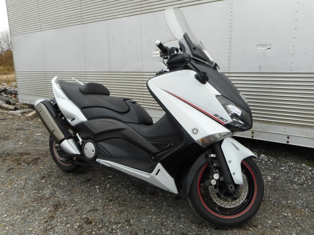 YAMAHA T-MAX 530 ABS
