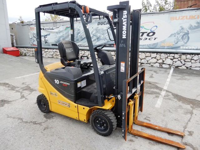 KOMATSU FB10-12