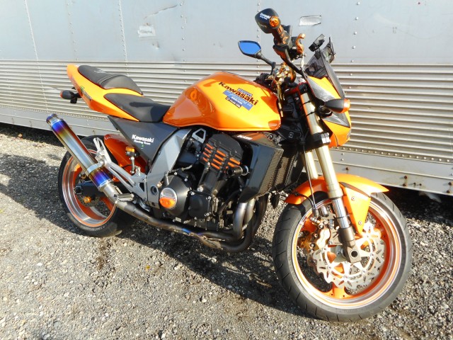 KAWASAKI Z1000