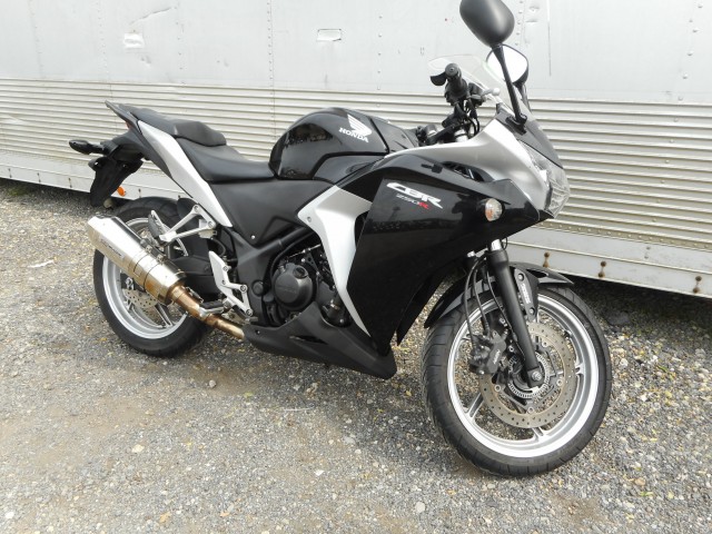 HONDA CBR250R ABS