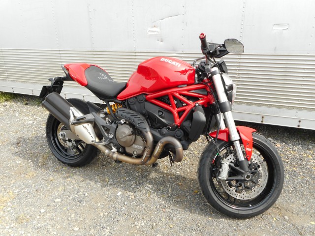 DUCATI MONSTER M821