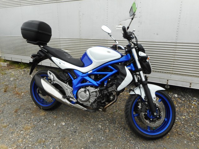SUZUKI GLADIUS 400 ABS