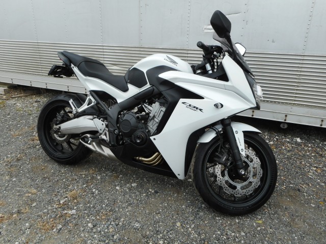 HONDA CBR650F