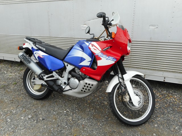 HONDA AFRICA TWIN 750