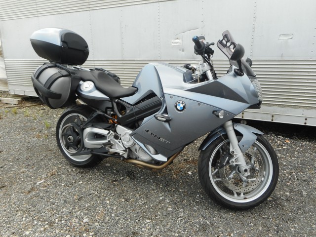 BMW F800ST
