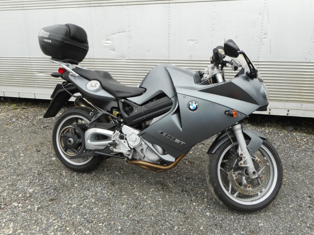 BMW F800ST