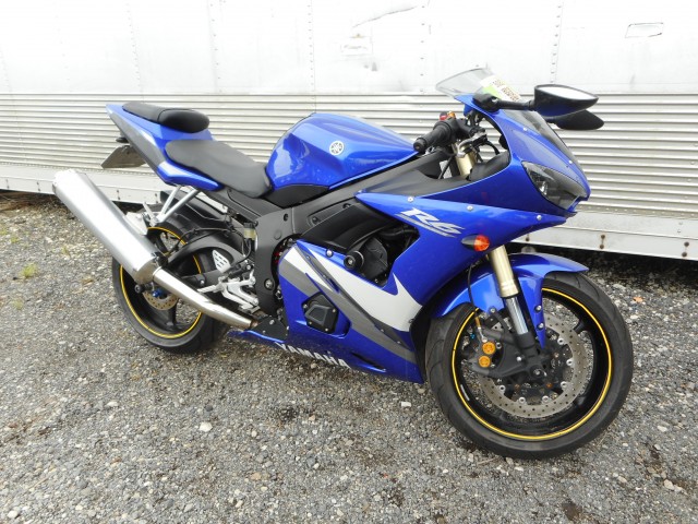 YAMAHA YZF-R6