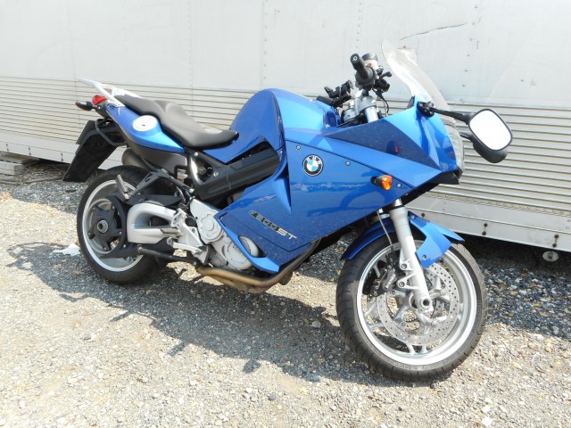 BMW F800ST