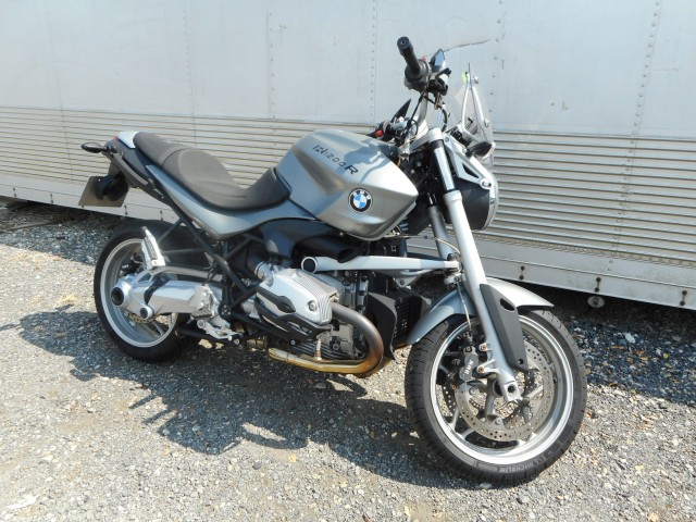 BMW R1200R