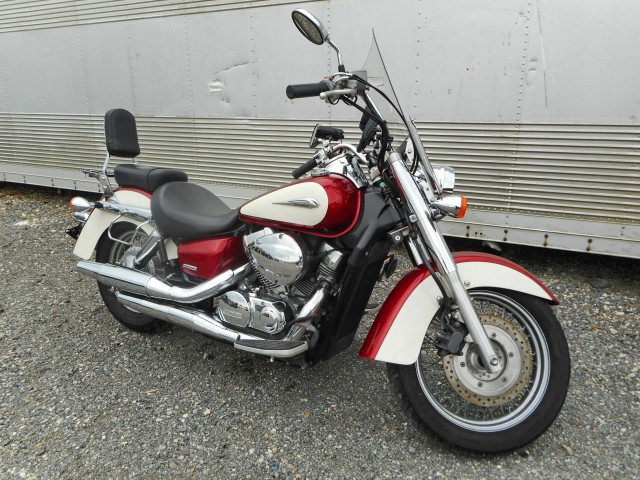 HONDA SHADOW 750