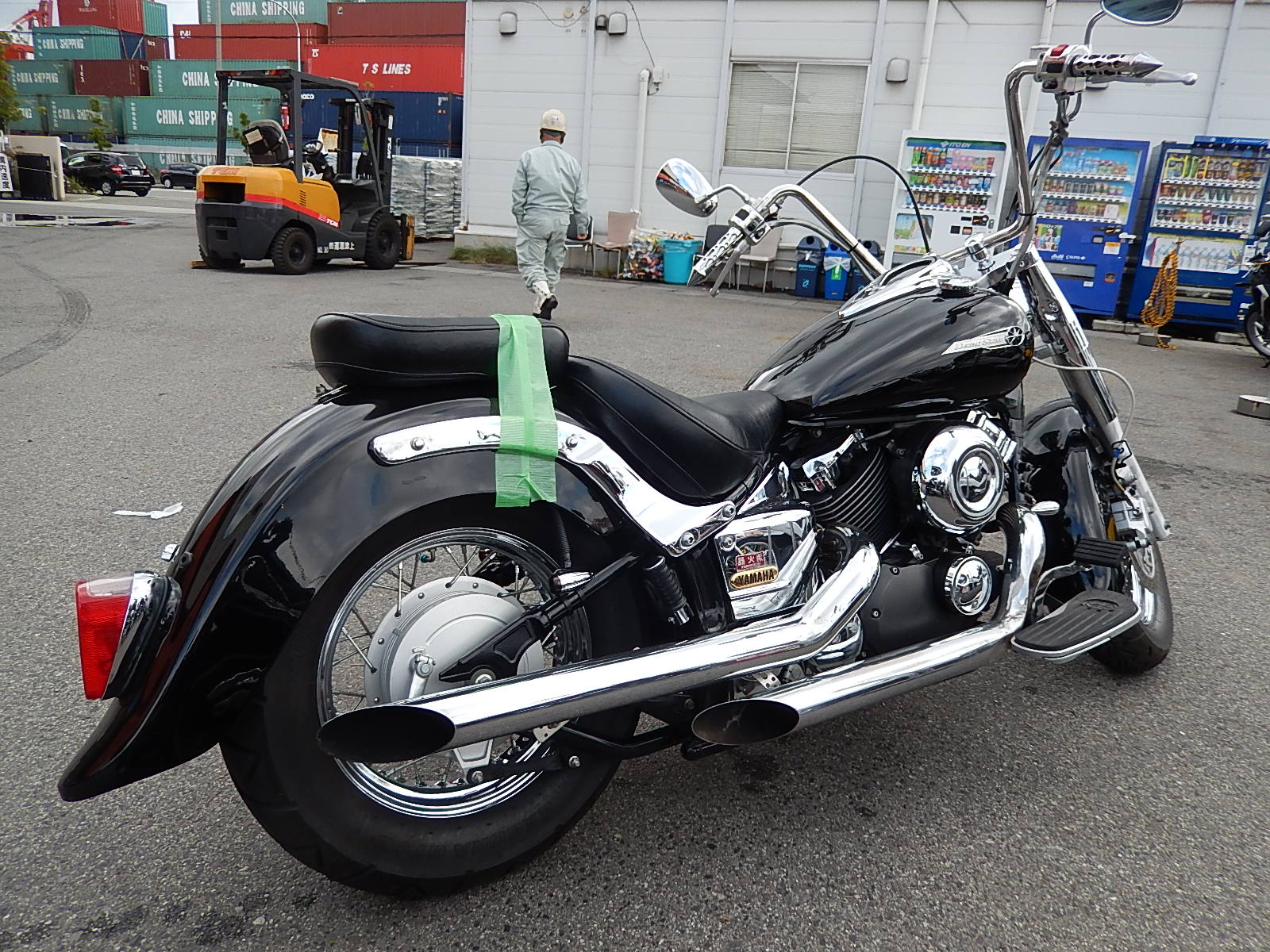 Ямаха драг. Yamaha Drag Star 400. Ямаха драгстар 400 Классик. Мотоцикл Yamaha Drag Star 400. Honda Drag Star 400 Classic.